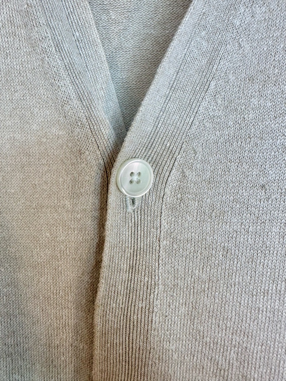 EUC Uniqlo Linen V Neck Cardigan Sweater Beige Oatmeal Womens M Normcore Cottage - Picture 5 of 8